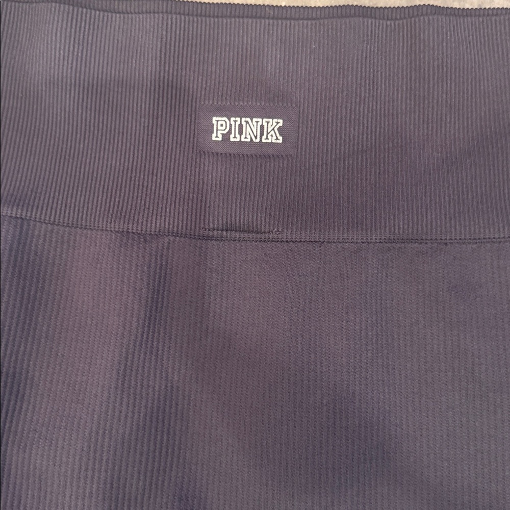 Victoria's Secret Pink Cool & Comfy Leggings Cut Out - Picture 3 of 6